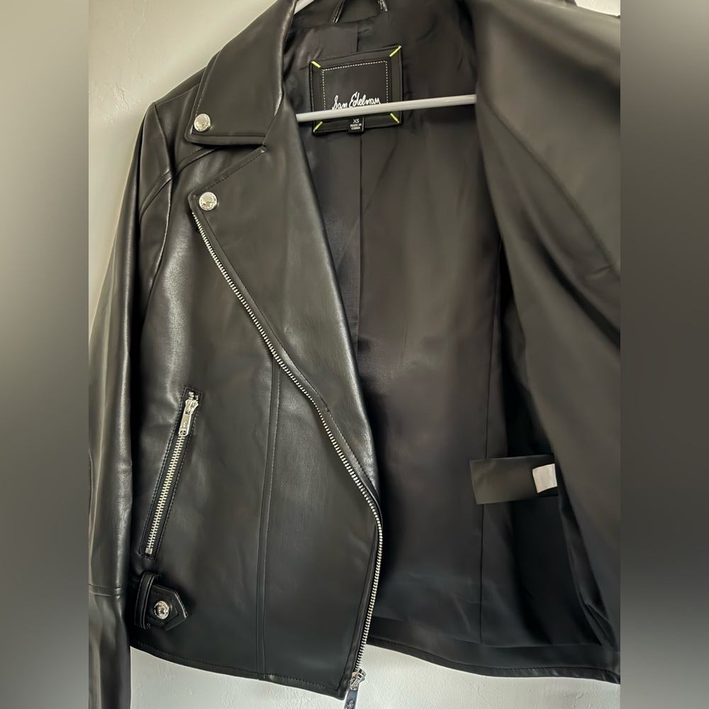 LIKE NEW SAM EDELMAN FAUX LEATHER JACKET - Picture 4 of 7